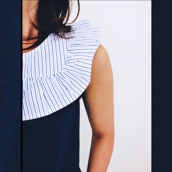 Lot of 2 J.Crew Navy Tops Striped Bib and Peony Print - Picture 3 of 9